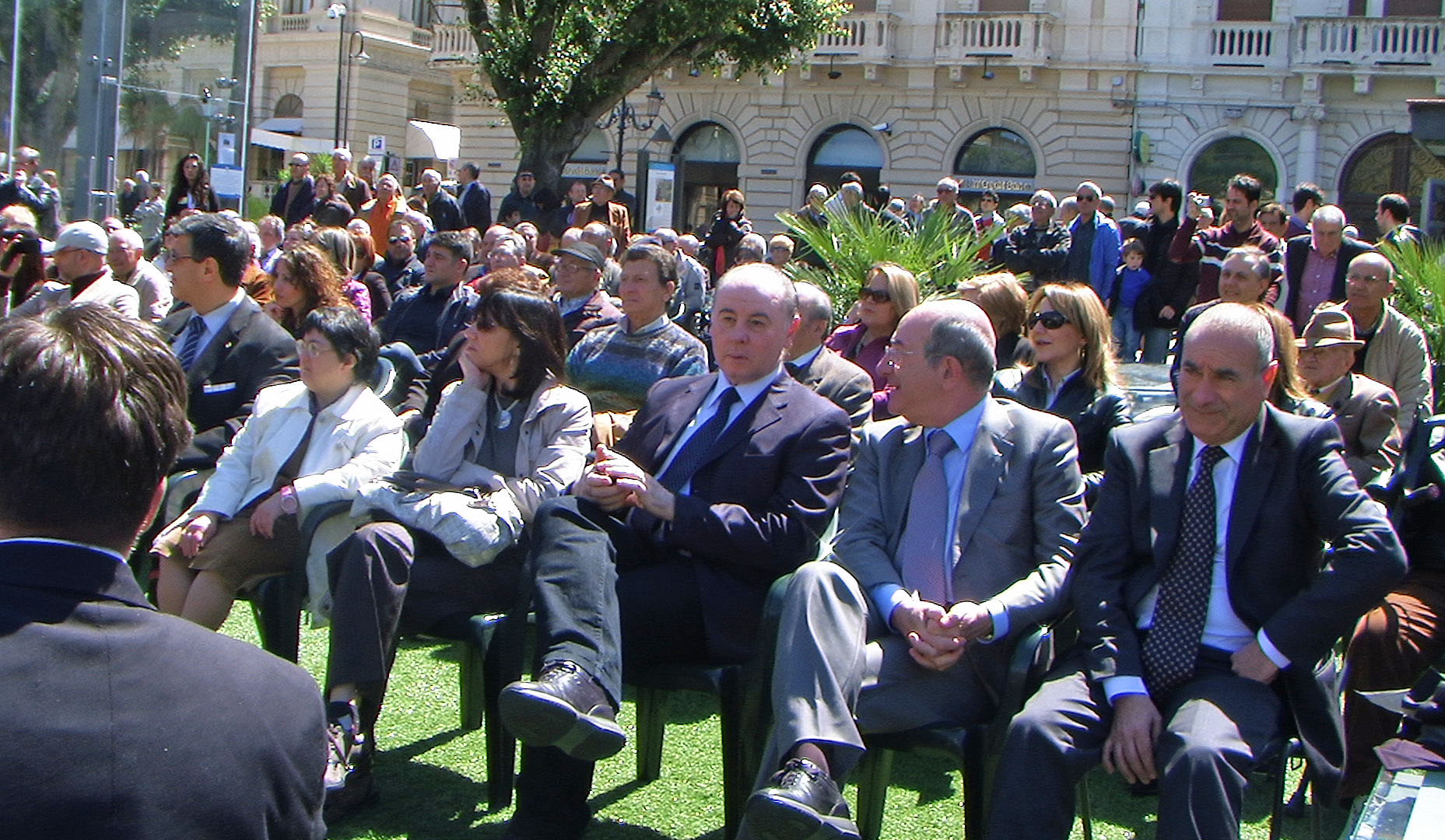 Bande musicali a Piazza Italia, "Uno spaccato della Reggio bella e gentile". 